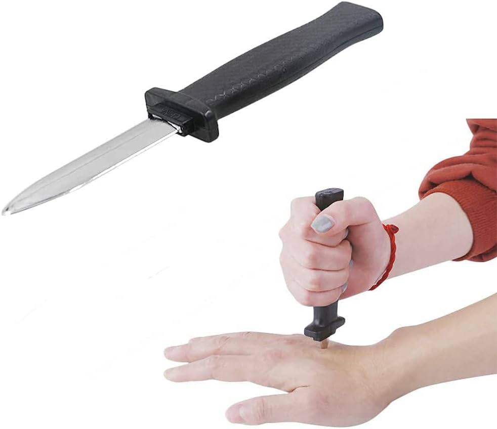 Retractable Magic Trick Prank Knife, Fake Knife False Trick Gadget Toy Disappearing Dagger Plastic Halloween Fools Day Party Costume Knife (3 PCS A)