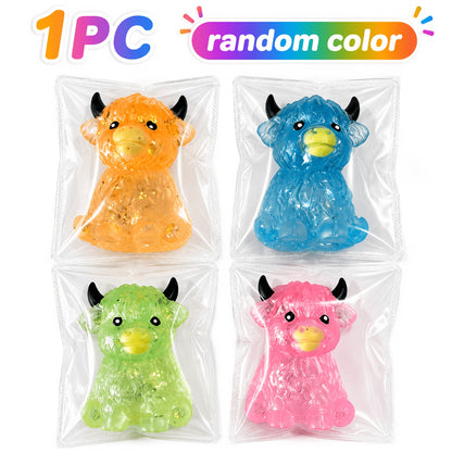 1/2pcs Cute Glitter Highland Cow Squeeze Toy, Transparent Maltose Gel Squishy Toy, Cartoon Animal Hand Play Toy, Kids Party Bag Fillers, Random Color, Classroom Rewards, Birthday Holiday Gift Supplies, Novel And Funny Prank Toys