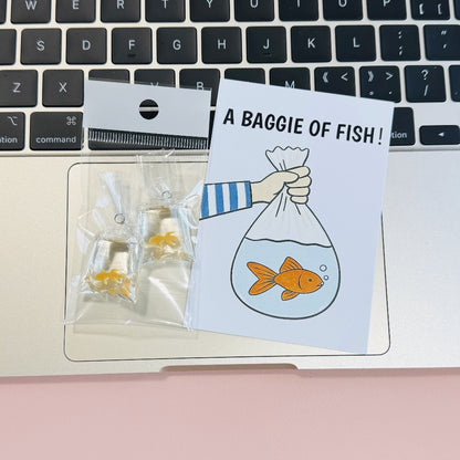2pcs Snarky Goldfish Bags, Fun Novelty Joke Gifts, 1 Bag of Resin Goldfish Props, 5 Colors of Bagged Goldfish, Party Pranks, Humorous Additions, Angling Enthusiasts, Fish Keepers, Prank Goldfish Bags, Easter Tricky Props, Holiday Shoppers